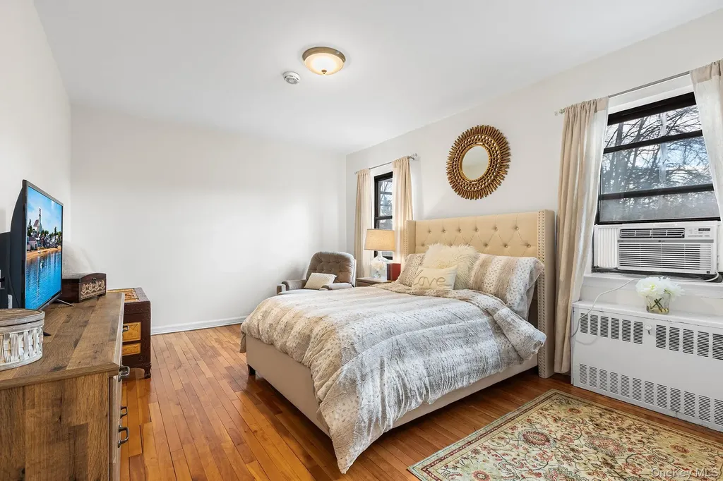 8 Lawrence Drive White Plains NY 10603