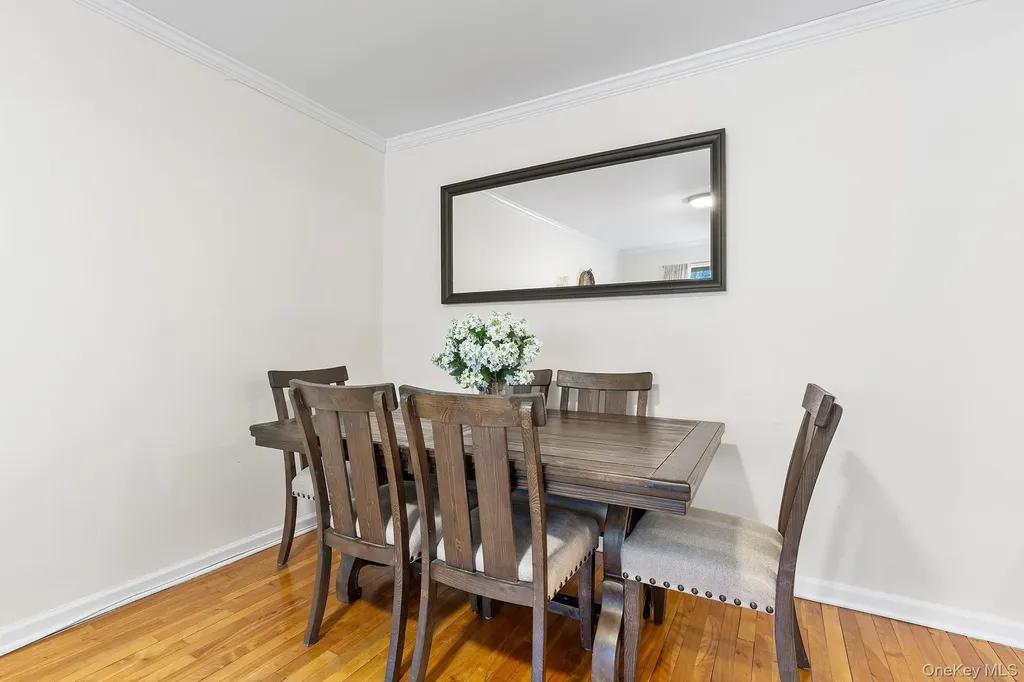 8 Lawrence Drive White Plains NY 10603
