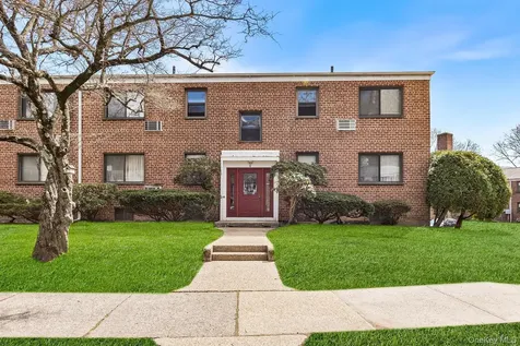 8 Lawrence Drive White Plains NY 10603