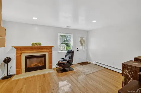 6 Summer Winds Court Cornwall On Hudson NY 12520
