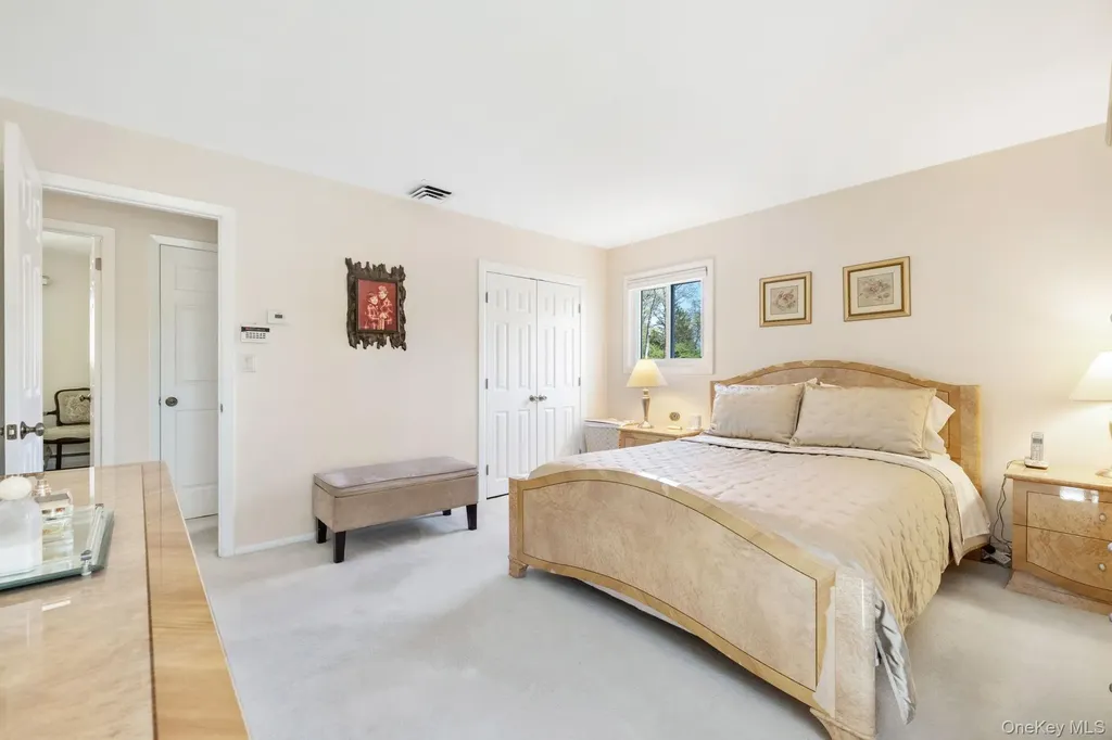 26 Spruce Lane West Nyack NY 10994