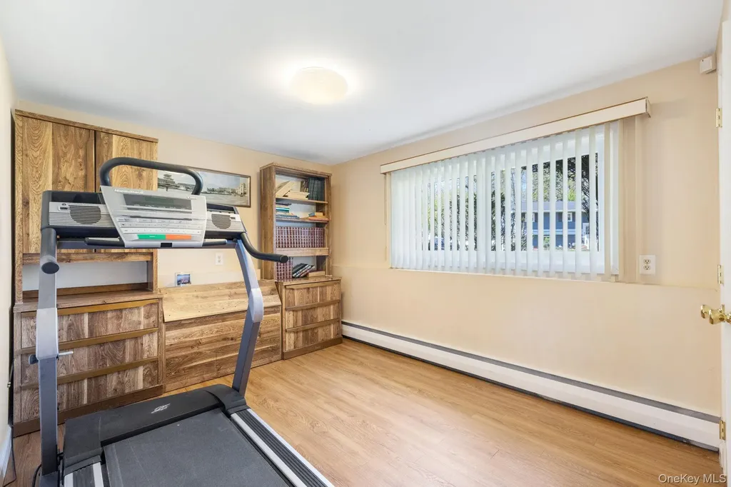 26 Spruce Lane West Nyack NY 10994