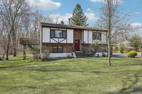 89 Green Road West Nyack NY 10994