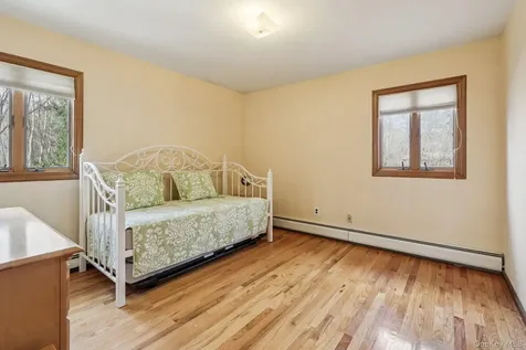 89 Green Road West Nyack NY 10994