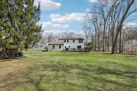 89 Green Road West Nyack NY 10994