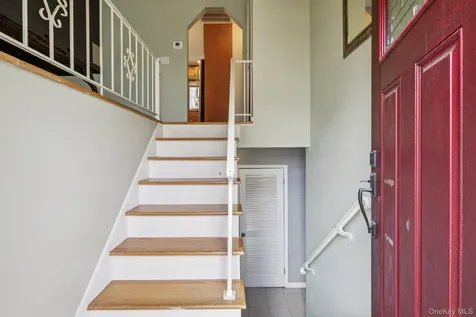89 Green Road West Nyack NY 10994
