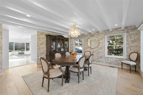 930 Smith Lane Woodmere NY 11598