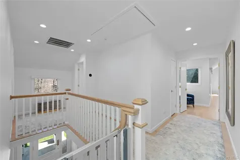 930 Smith Lane Woodmere NY 11598