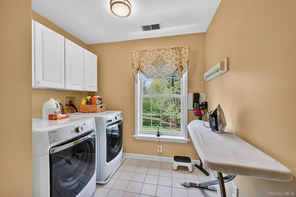 42 Philip Drive Montgomery NY 12549