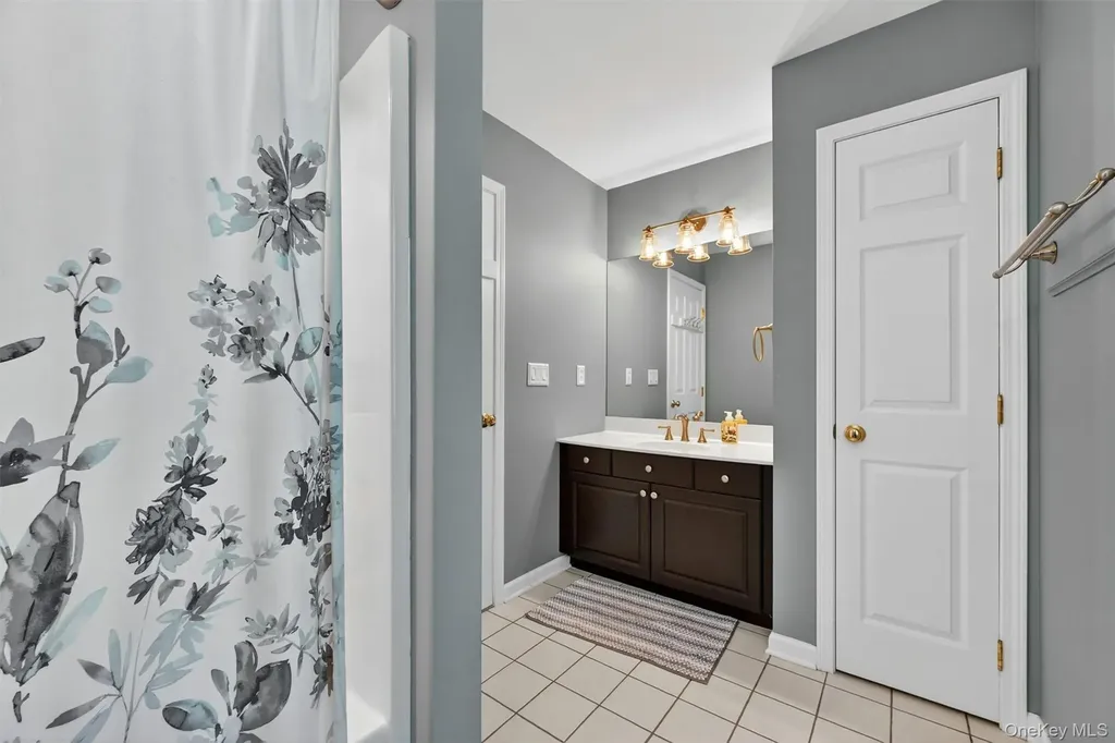 42 Philip Drive Montgomery NY 12549