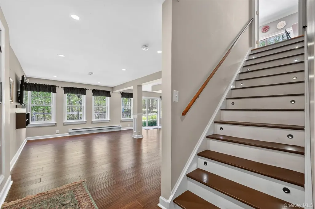 42 Philip Drive Montgomery NY 12549