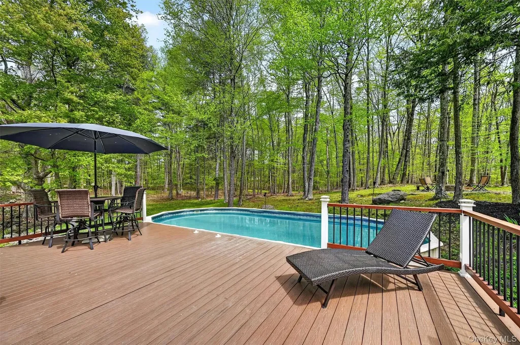 42 Philip Drive Montgomery NY 12549