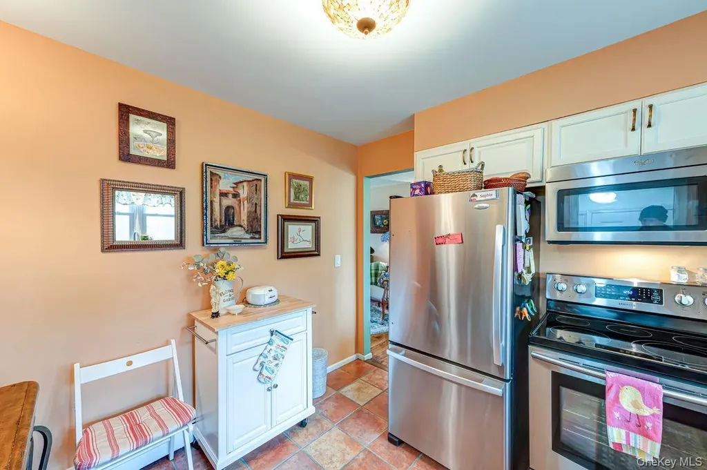 19 Harvard Road Shoreham NY 11786