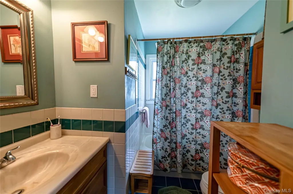 19 Harvard Road Shoreham NY 11786