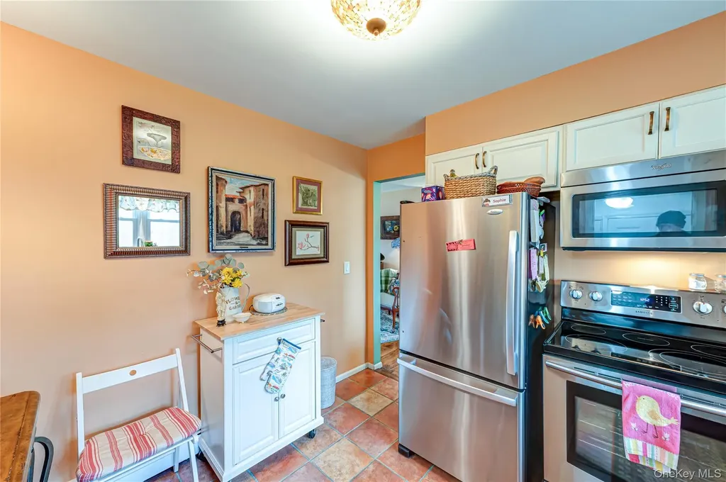 19 Harvard Road Shoreham NY 11786