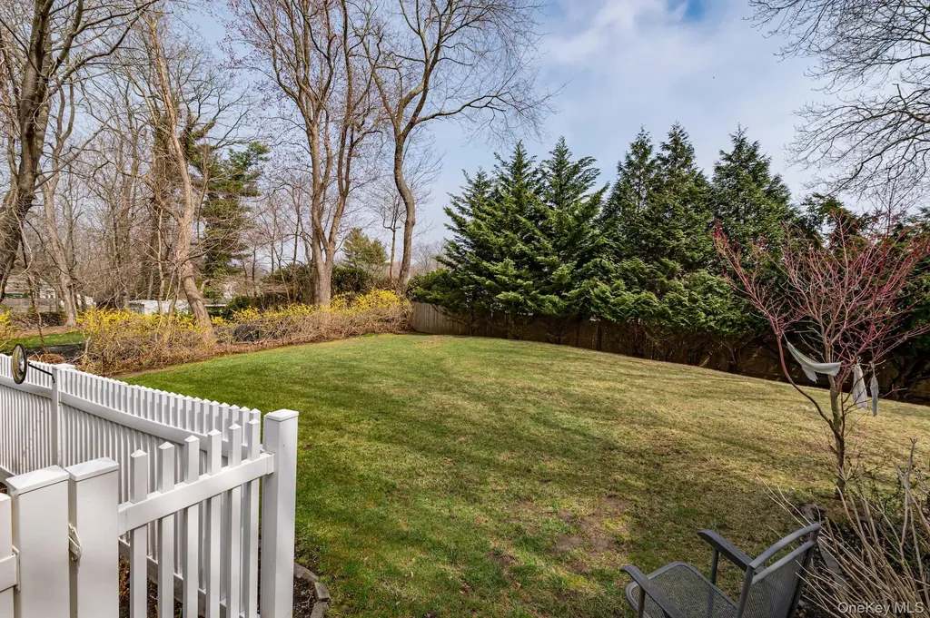 19 Harvard Road Shoreham NY 11786