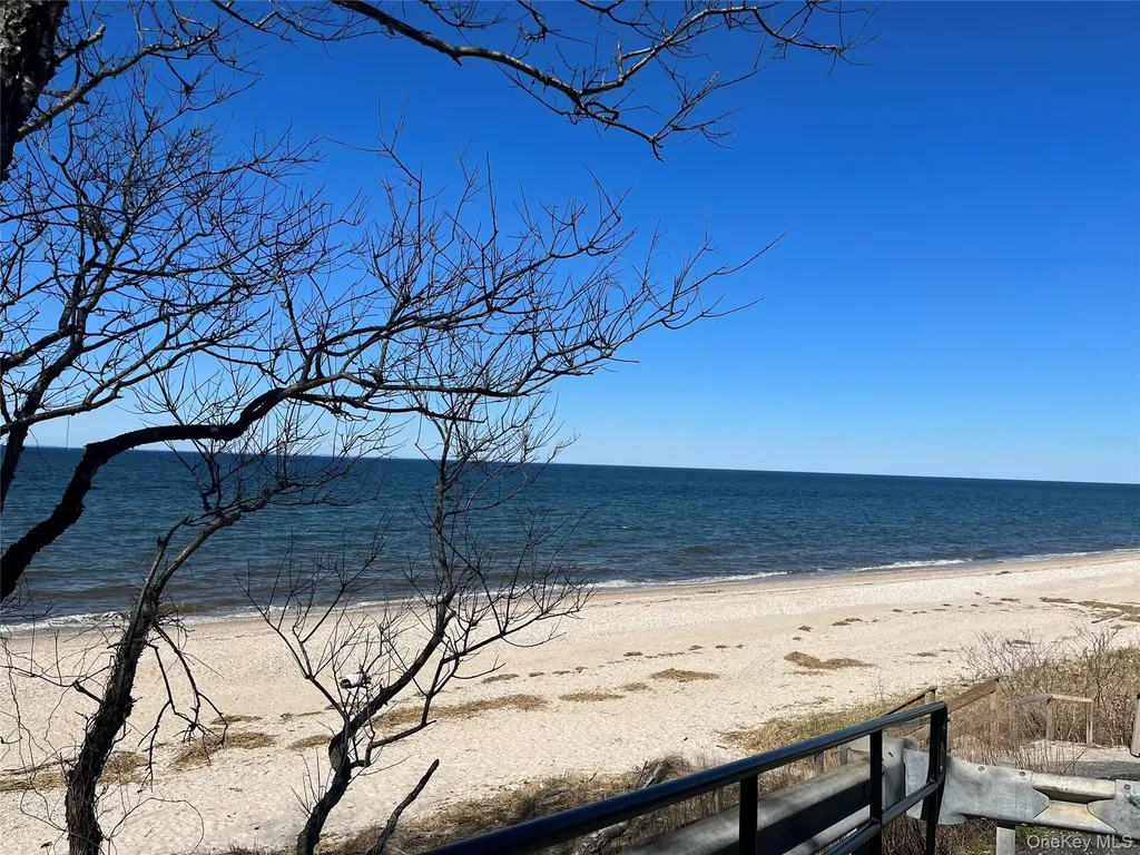 19 Harvard Road Shoreham NY 11786