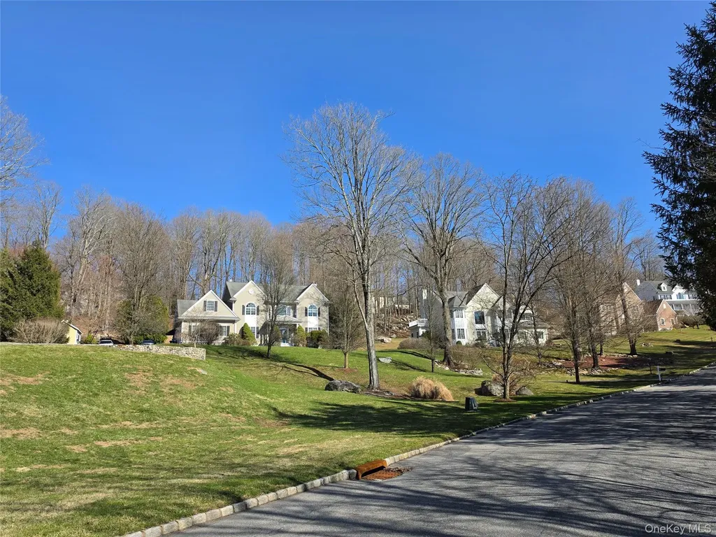 6 Willow Road Carmel NY 10512