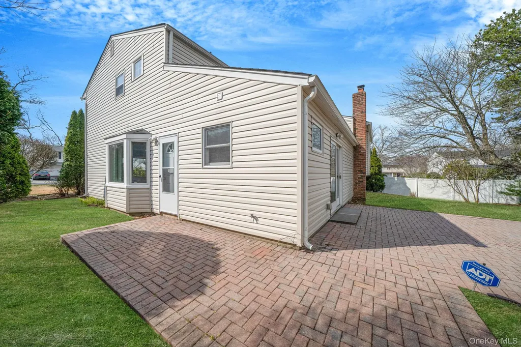1 Yardley Lane Nesconset NY 11767