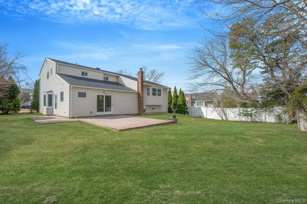 1 Yardley Lane Nesconset NY 11767