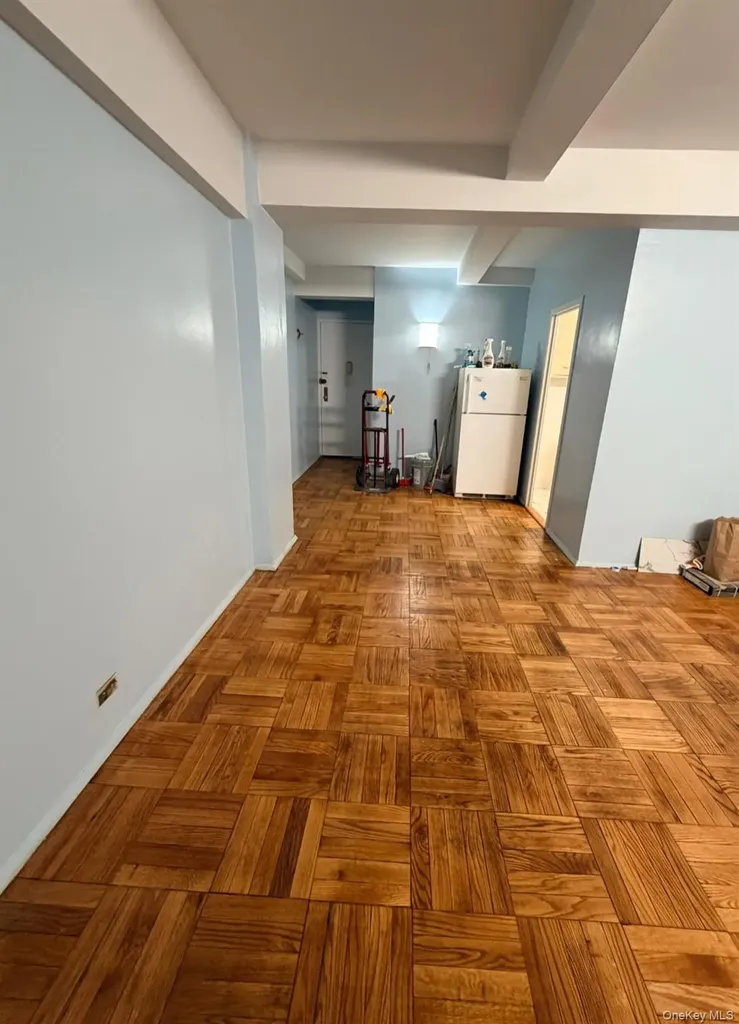 1938 East Tremont Avenue Bronx NY 10462