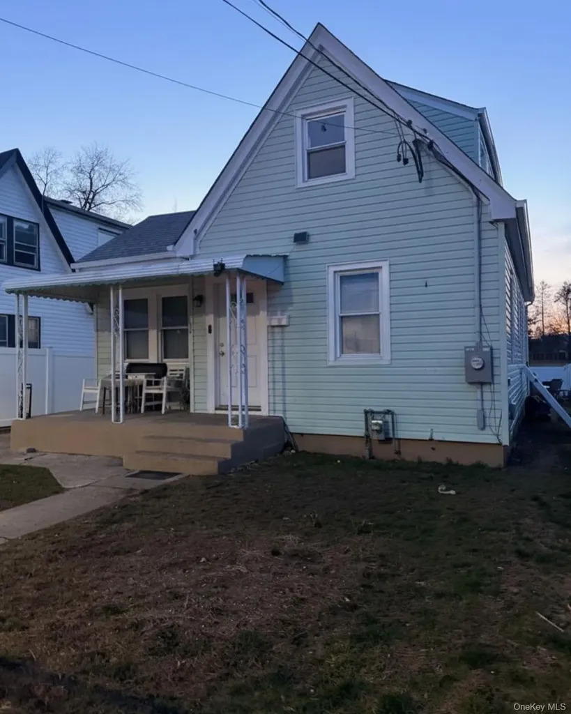 159 Stewart Avenue Hempstead NY 11550