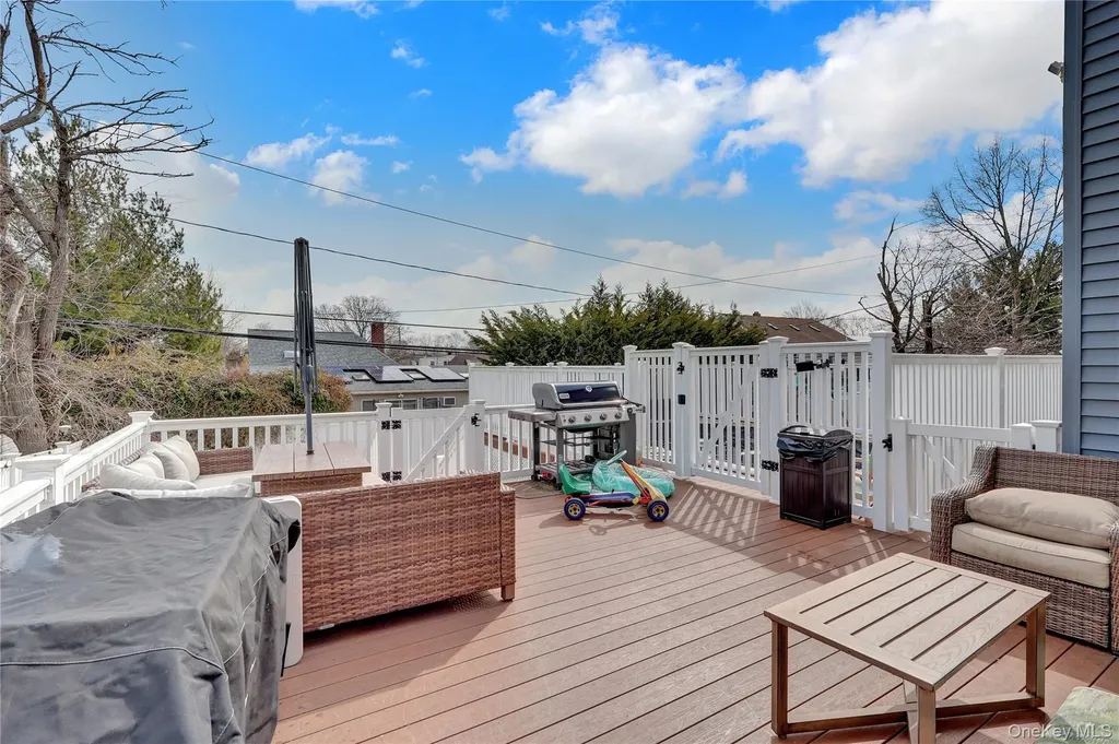 505 Sand Hill Road Wantagh NY 11793