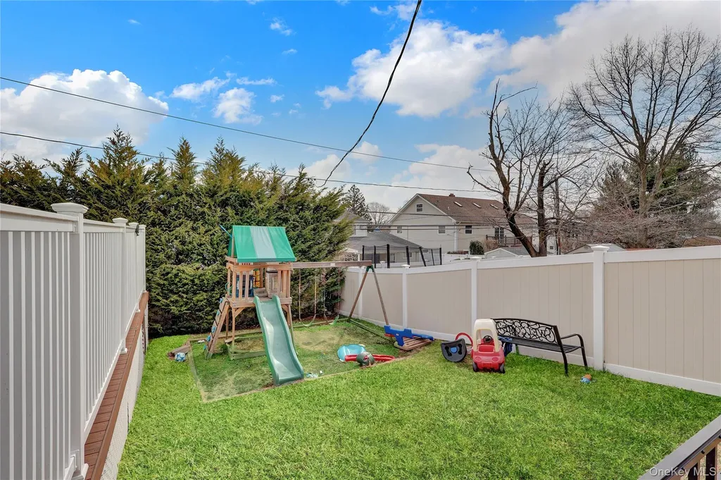 505 Sand Hill Road Wantagh NY 11793