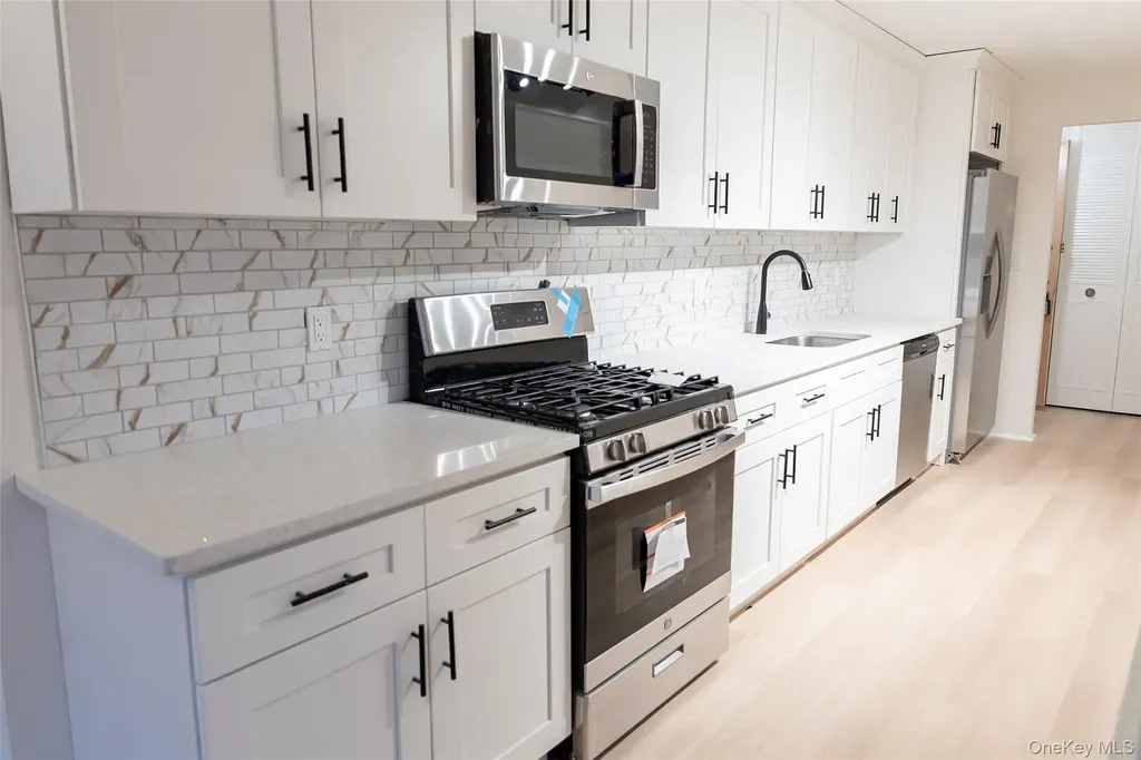 100 Clinton Avenue Mineola NY 11504