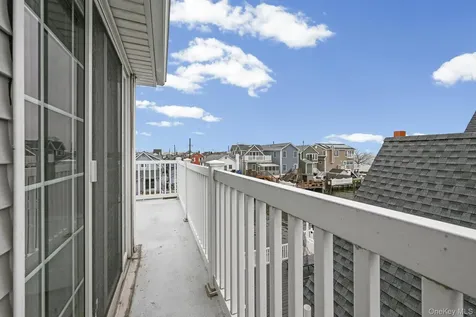 40 W 13th Road Broad Channel NY 11693