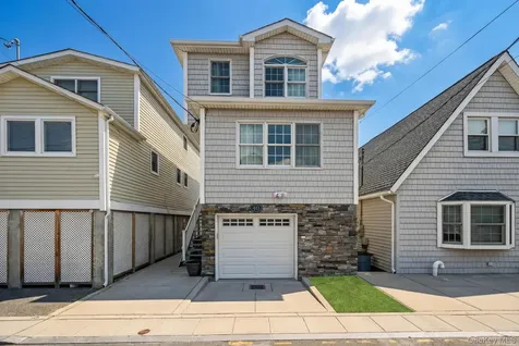 40 W 13th Road Broad Channel NY 11693