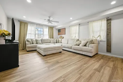 40 W 13th Road Broad Channel NY 11693