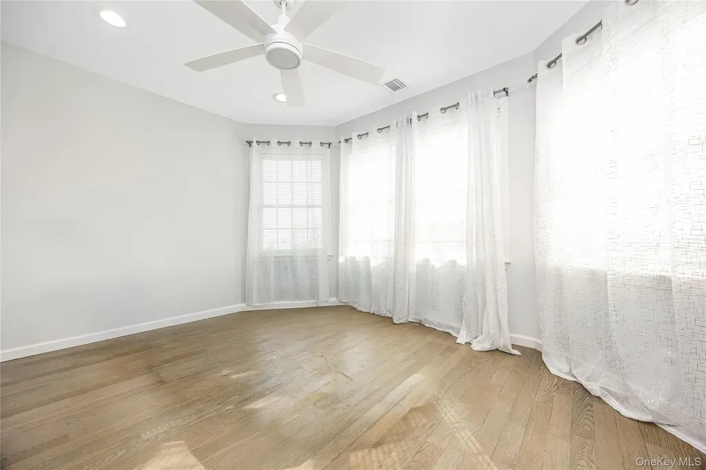 718 Guy Lombardo Avenue Freeport NY 11520