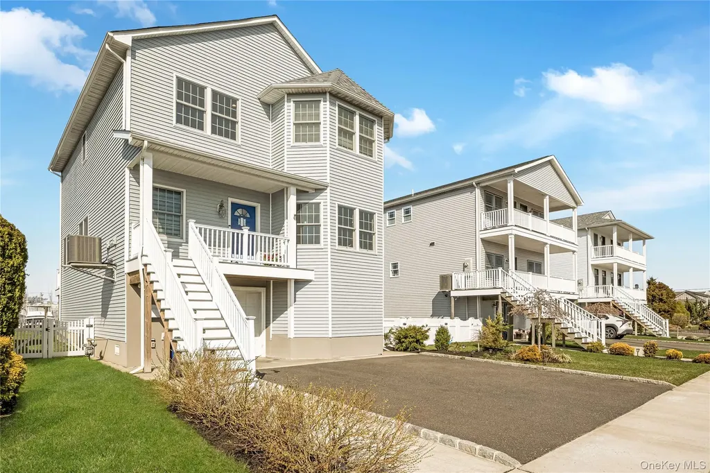 718 Guy Lombardo Avenue Freeport NY 11520