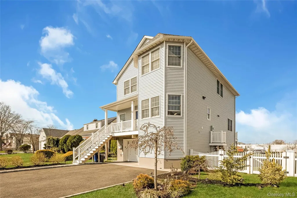 718 Guy Lombardo Avenue Freeport NY 11520
