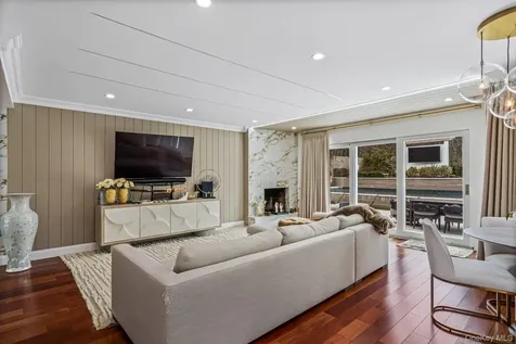 80 Knolls Drive N Manhasset Hills NY 11040