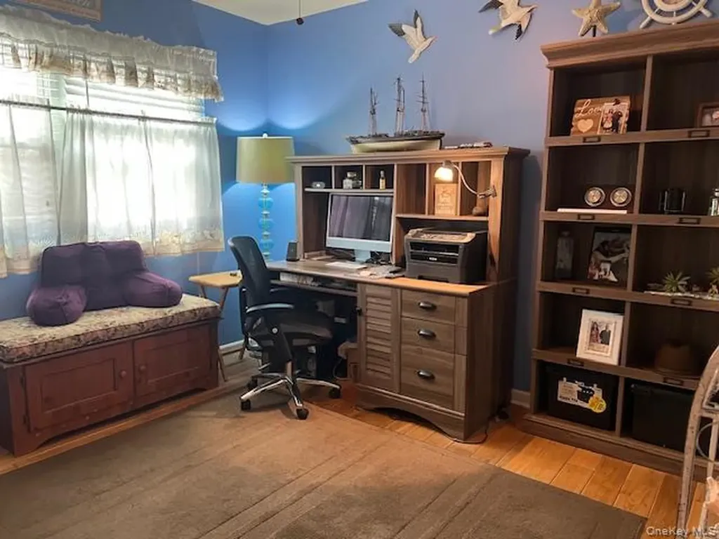 4 Fox Path Coram NY 11727