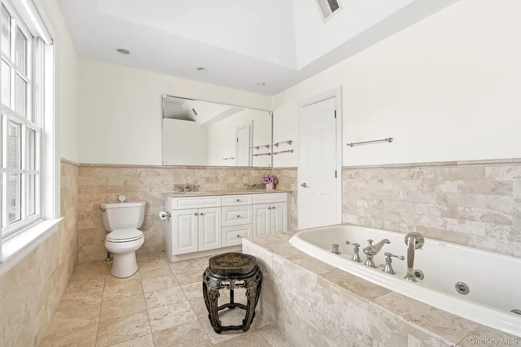 58 Old Logging Road Bedford NY 10576