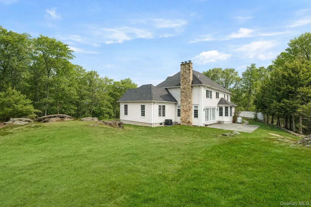 58 Old Logging Road Bedford NY 10576