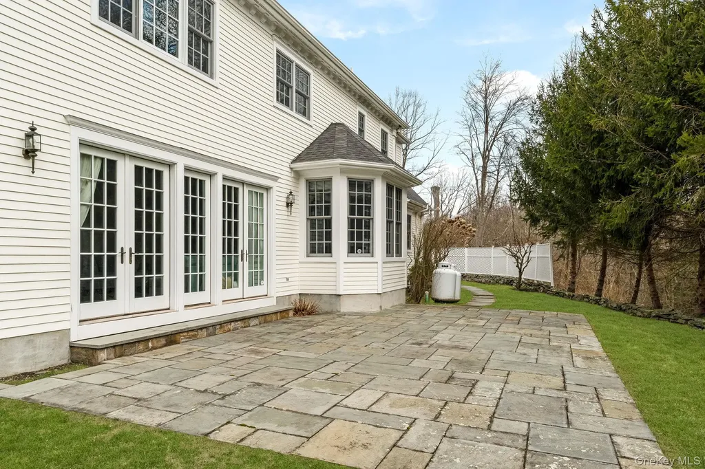 58 Old Logging Road Bedford NY 10576