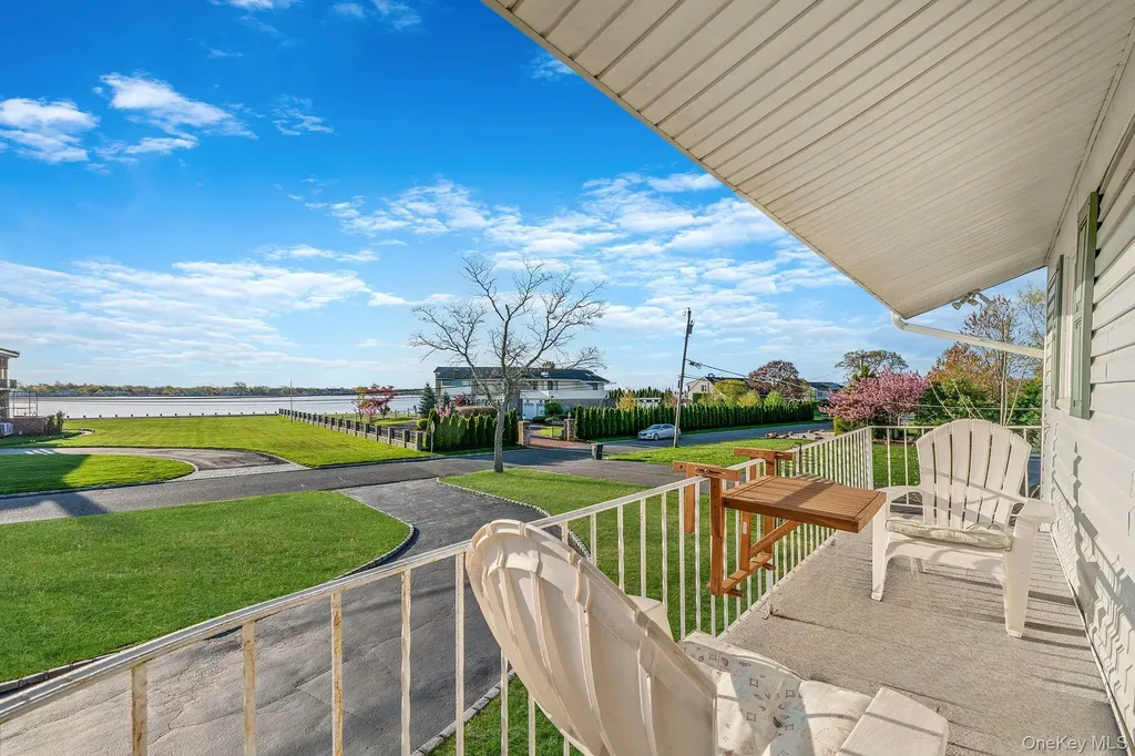 146 Awixa Avenue Bay Shore NY 11706