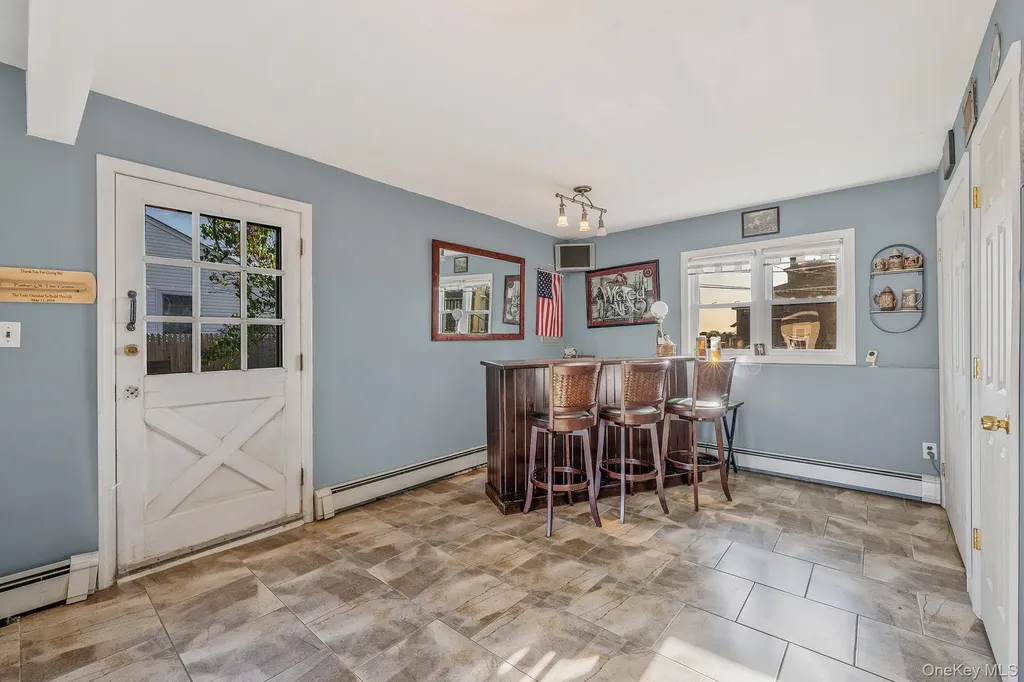 146 Awixa Avenue Bay Shore NY 11706