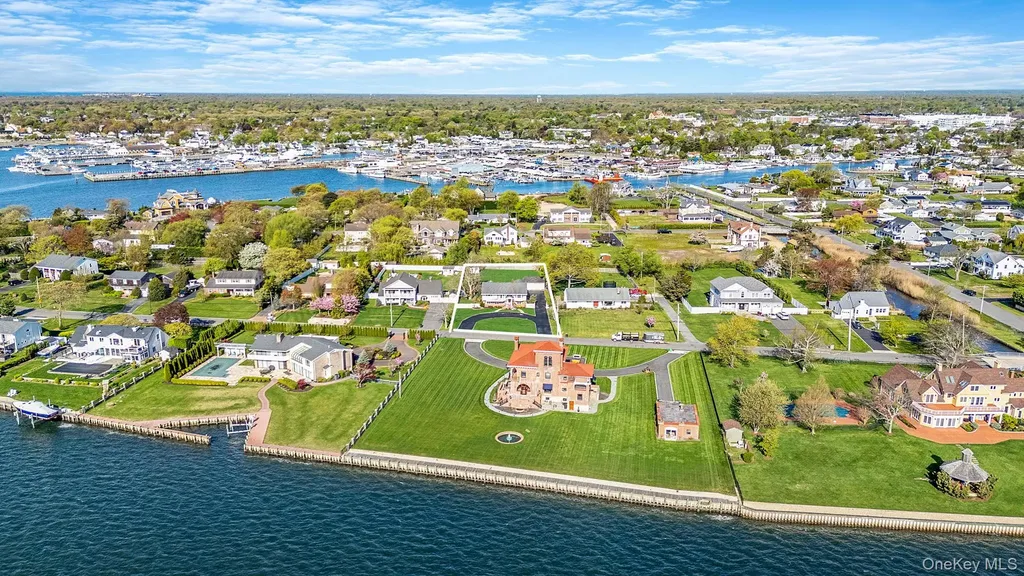 146 Awixa Avenue Bay Shore NY 11706