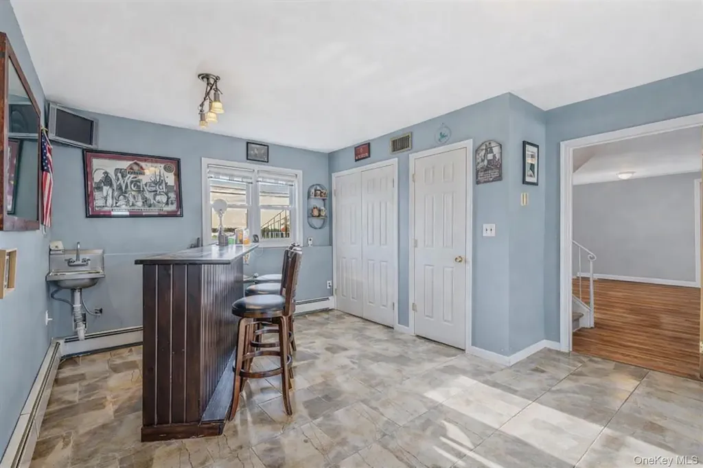 146 Awixa Avenue Bay Shore NY 11706