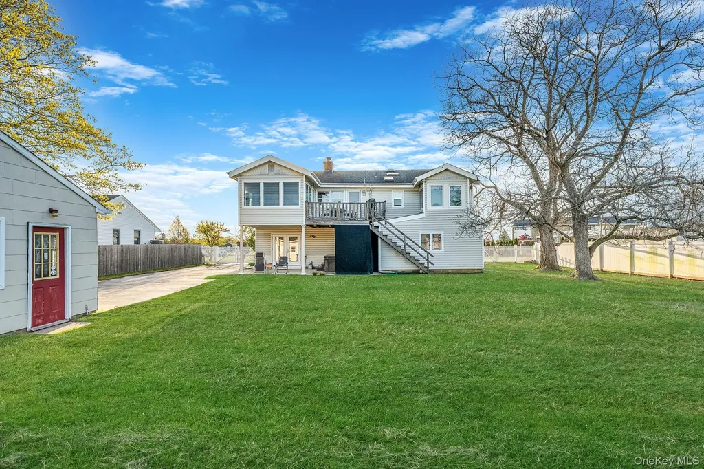 146 Awixa Avenue Bay Shore NY 11706