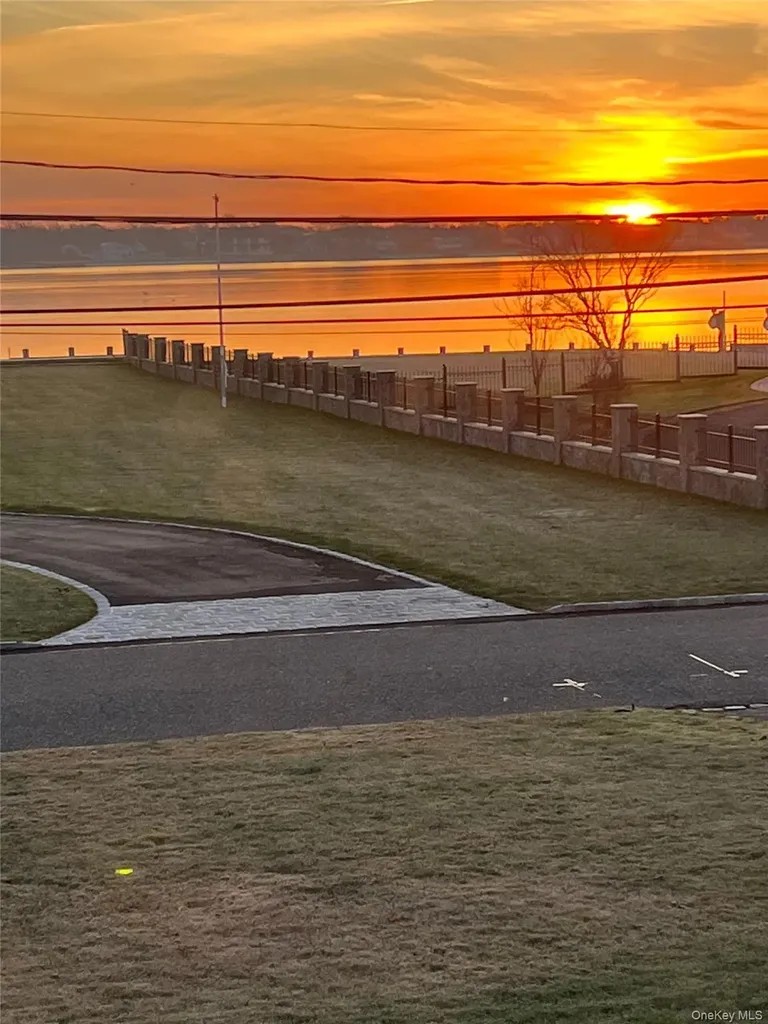 146 Awixa Avenue Bay Shore NY 11706