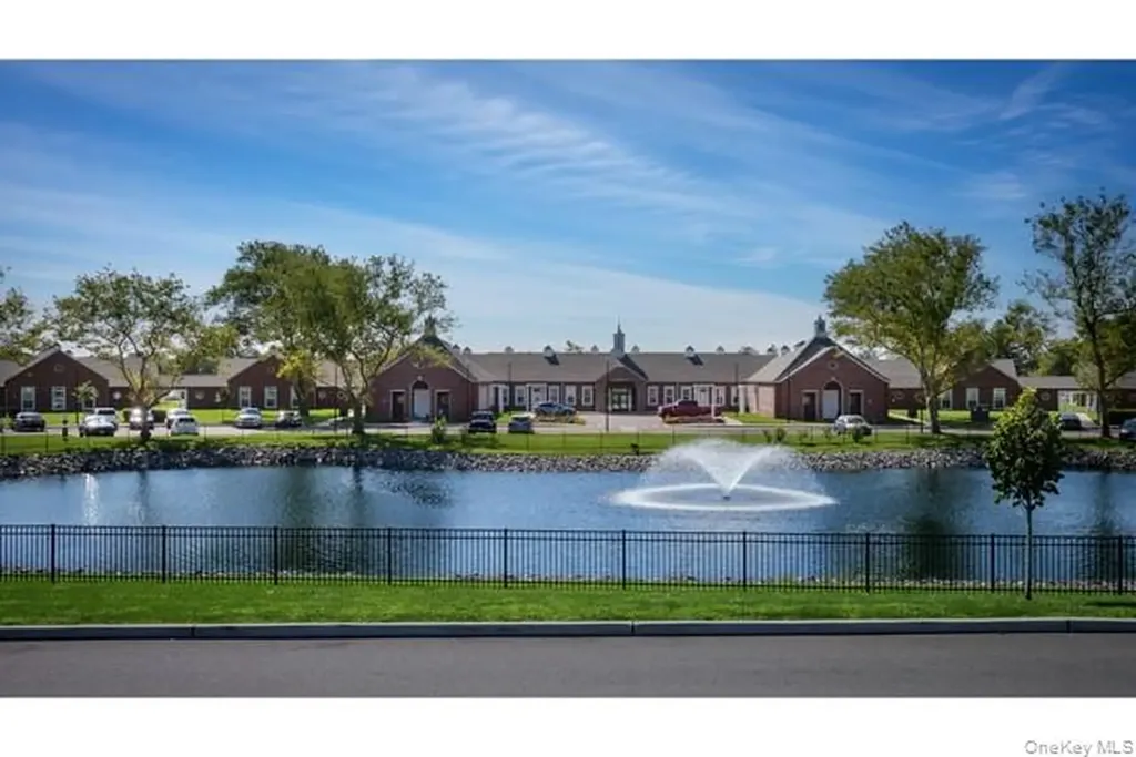 75 Circle Drive Central Islip NY 11722