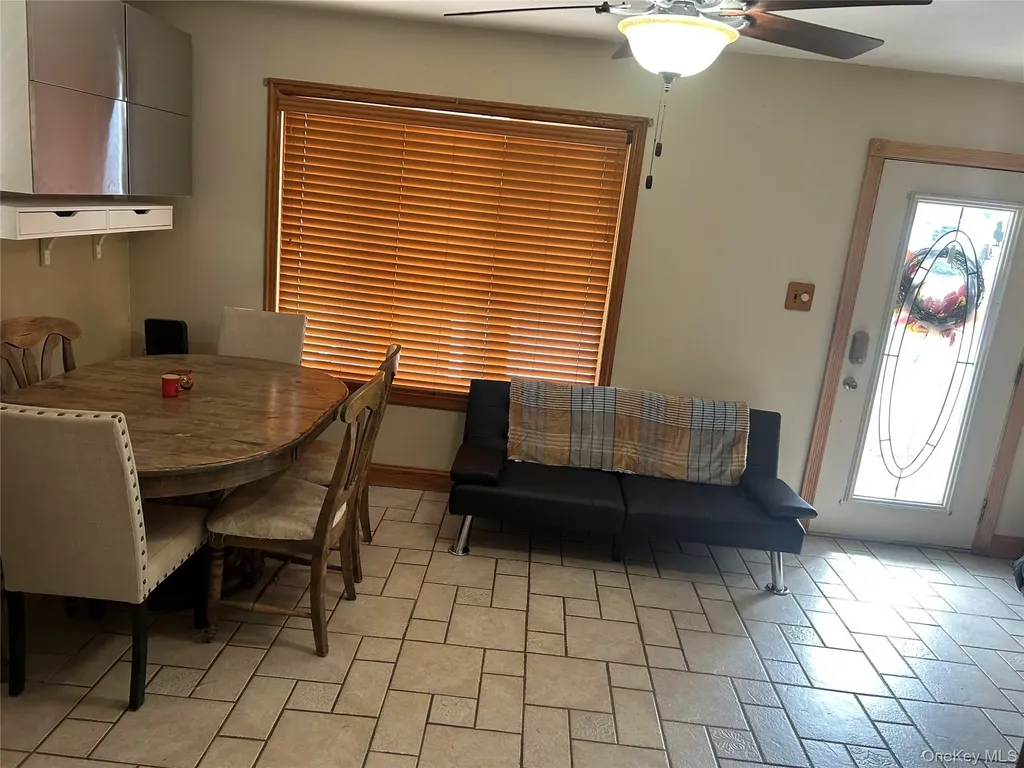 239 Curtin Avenue West Islip NY 11795