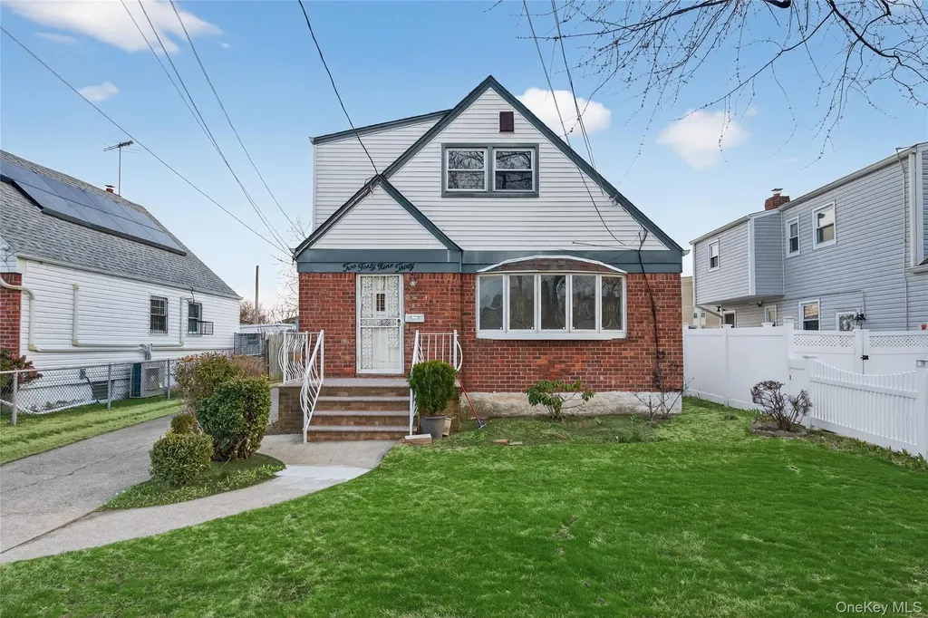 24930 147th Road Rosedale NY 11422