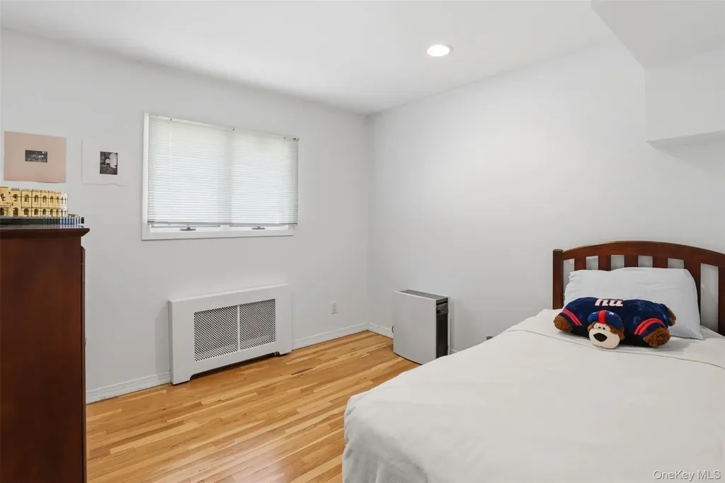 15 5th Place Syosset NY 11791